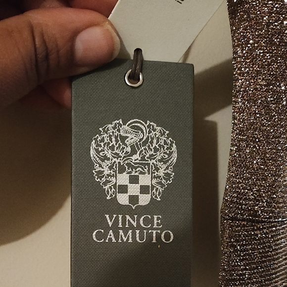 Elegant Glittering Evening Dress - Picture 6 of 9